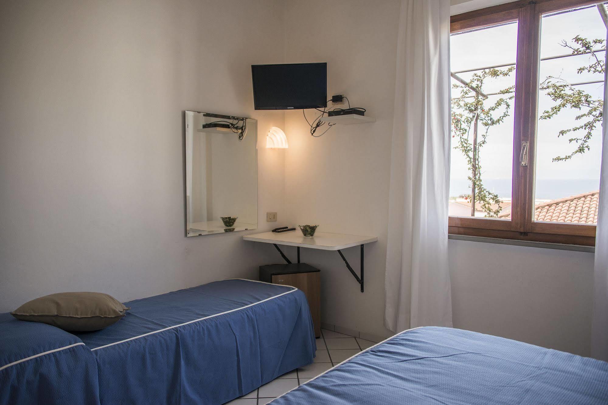 Hotel Il Perseo Chiessi Kültér fotó